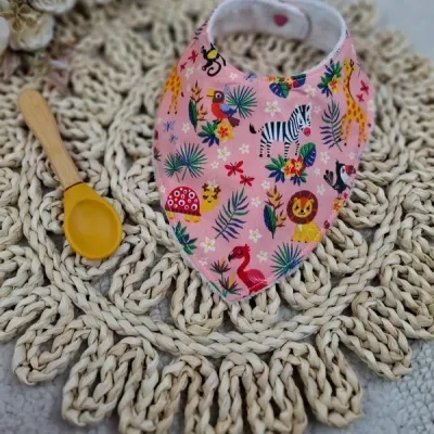 Bavoir bandana Petits animaux 0-9 mois